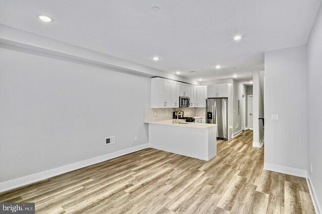 Foto del edificio - 2537 Cecil B Moore Ave