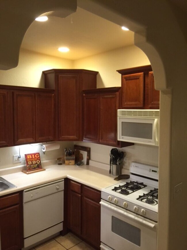 Foto del edificio - wonderful 3 bedroom townhome with a great location!