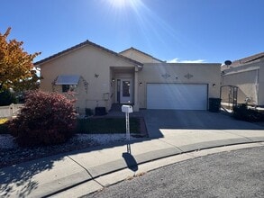 Building Photo - 585 Grand Cascade Way