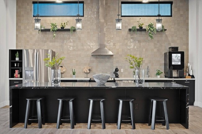 Community Kitchen - Acero Eastmark