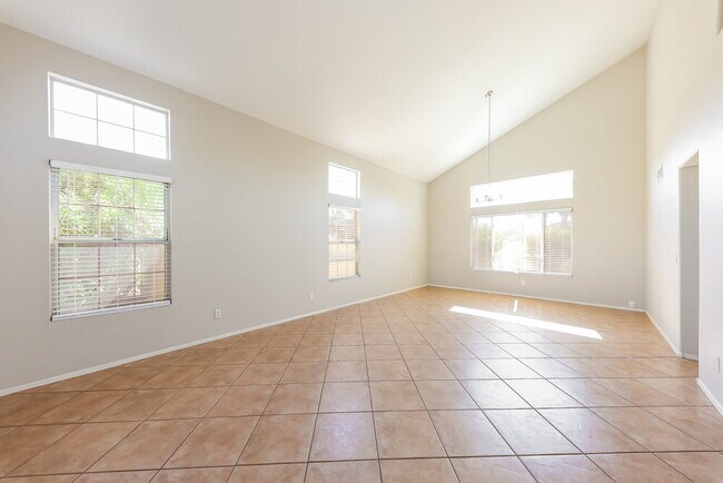 Foto del edificio - 5203 W Kristal Way