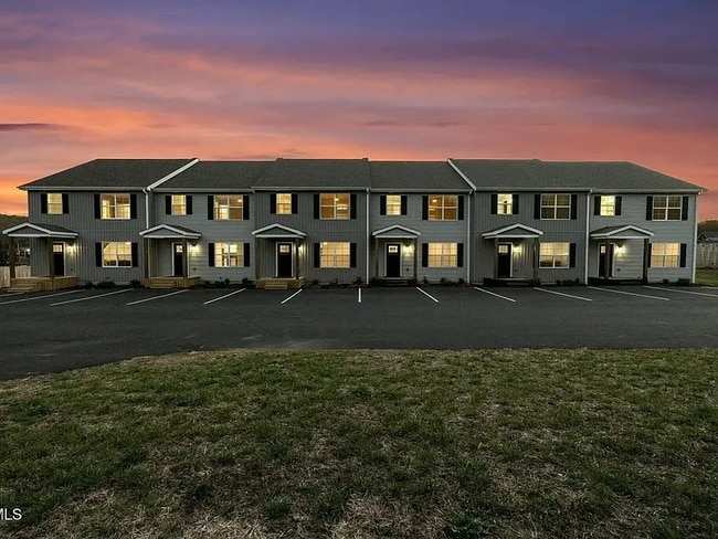 Building Photo - 12150 Arbor St