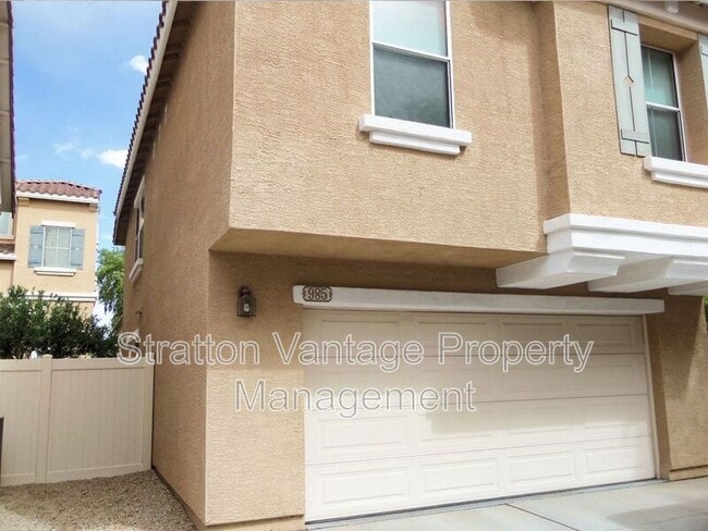 Building Photo - 985 W Wendy Way