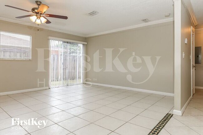 Foto del edificio - 8170 SW 6th Ct