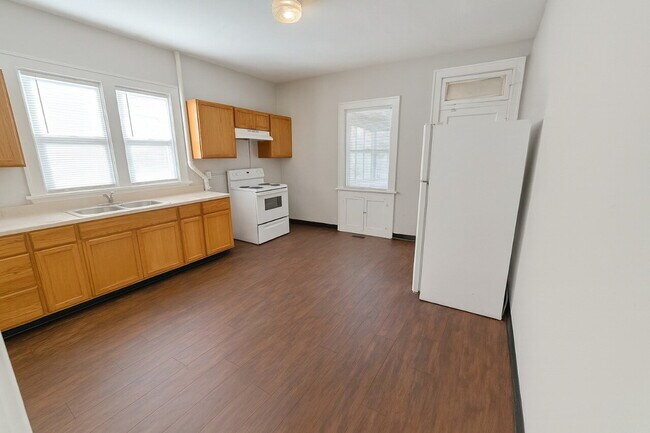 Foto del edificio - A Perfect Place to Call Home on Greenway Ave