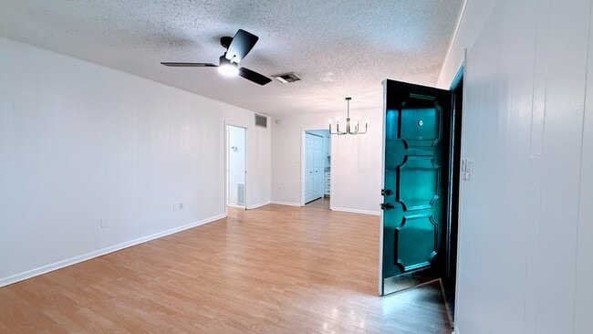 Foto del edificio - 3429 S Polk Ave