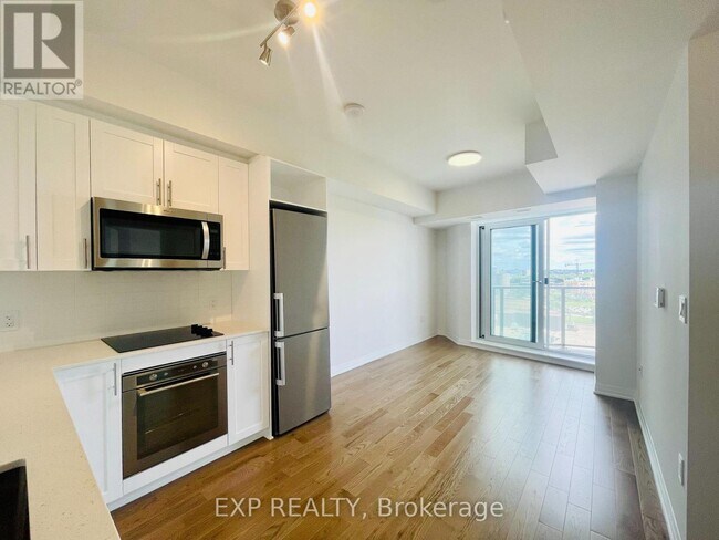 Photo du bâtiment - 805 Carling Ave