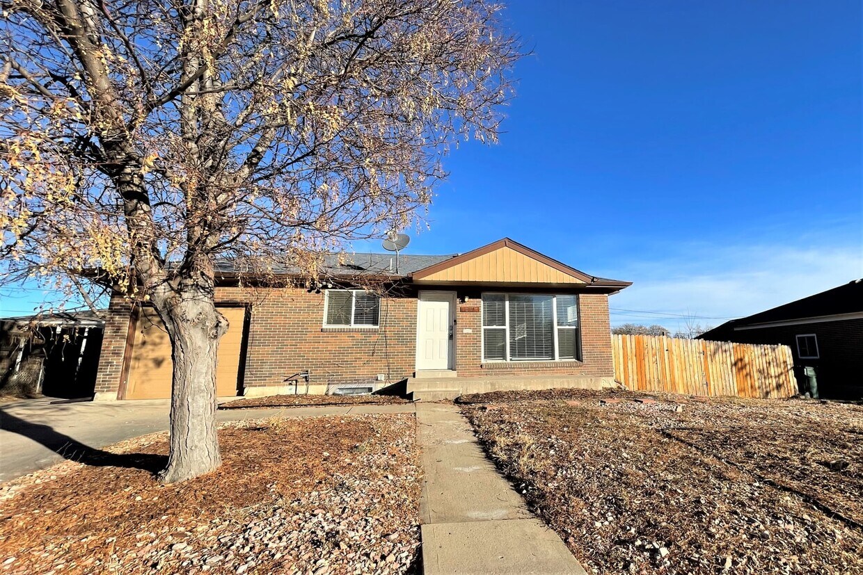 1061 E 105th Pl House Rental in Northglenn, CO