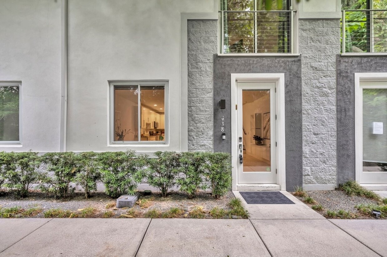 ¡Bienvenido a casa! - 438 W Swoope Ave