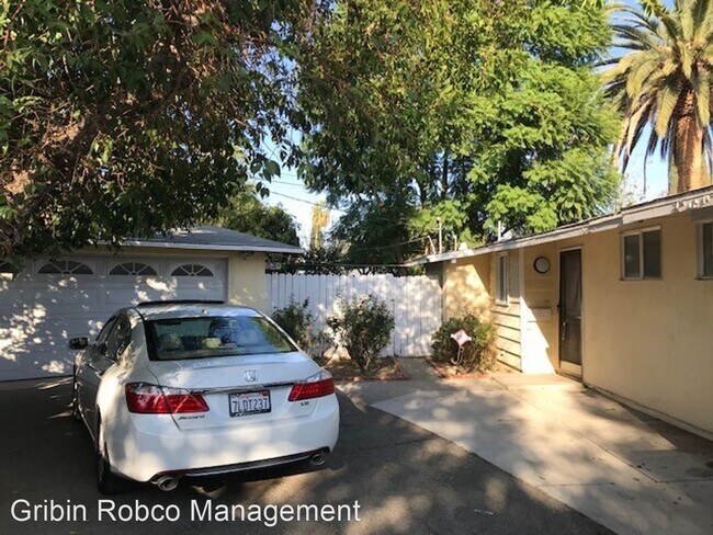 Building Photo - 3 br, 2 bath House - 14823 Strathern Street