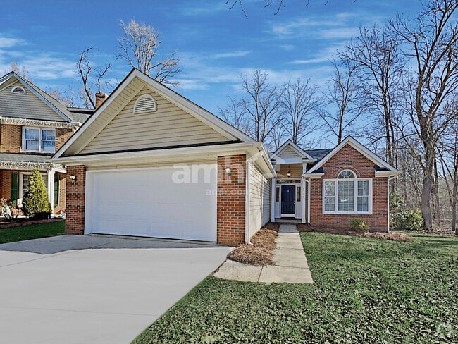 Building Photo - 4125 Medford Dr NW