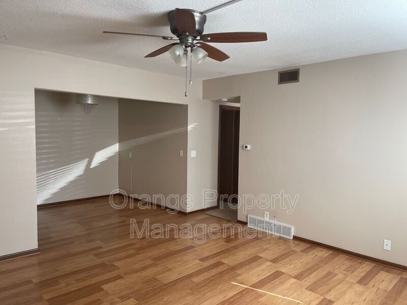 625 5th Ave Unit 2, Council Bluffs, IA 51501 Condo for Rent in