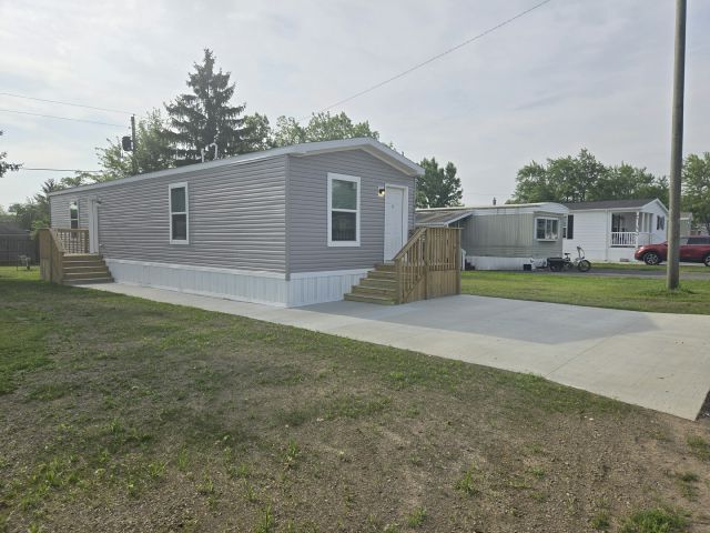 Foto principal - 1424 East Dr