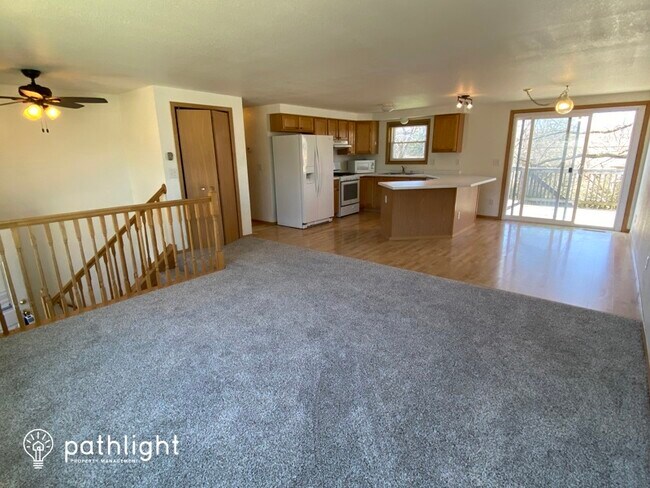 Building Photo - 2405 Driftwood Dr., Holiday Hills, IL, 60051