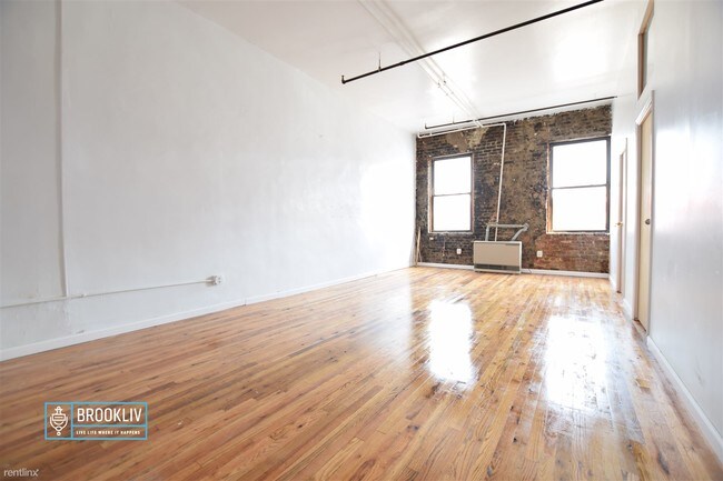 Building Photo - 1131 Myrtle Ave
