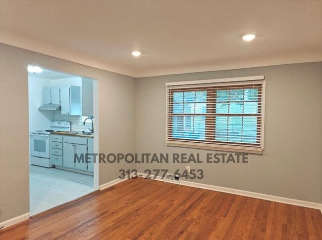 Foto del edificio - 5349 Campbell St