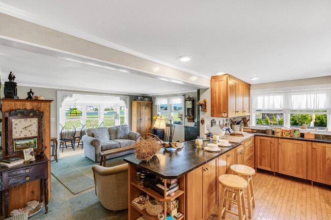 Building Photo - 7 O St