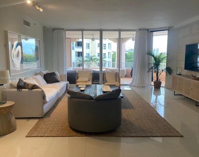 Building Photo - Beautiful 3 bedroom for Rent at Ocean Club