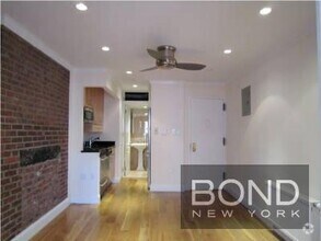 Building Photo - 44 Avenue B
