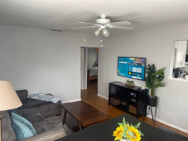 Living Room Angle 2 - 520 Penn St