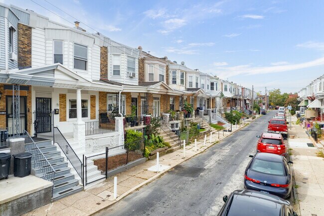 Building Photo - 6018 Irving St