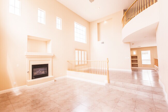 Foto del edificio - Beautiful 2 Story 4 Bedroom home