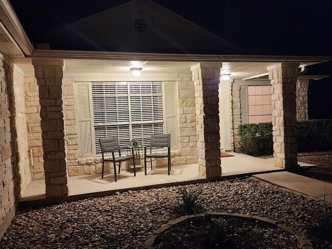 Building Photo - 4429 Chickasaw Ct