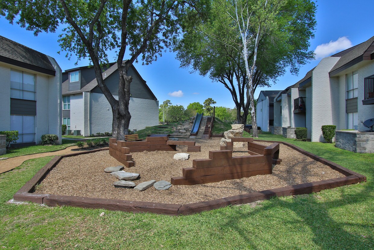 Woods of Spring Grove Apartments Apartments 7901 Amelia Rd Houston, TX