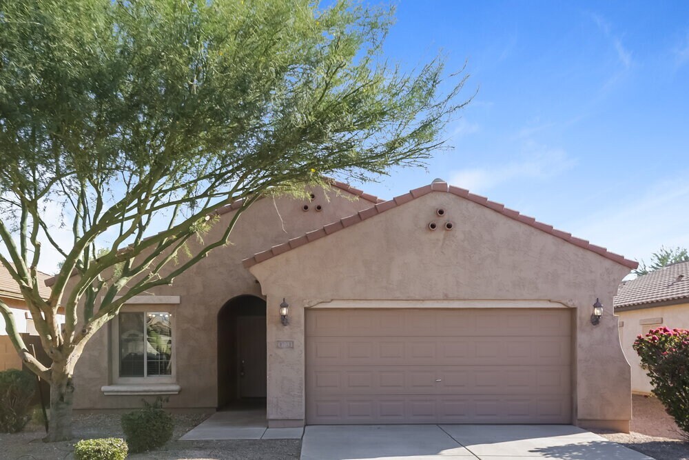 Primary Photo - 11051 E Serafina Ave