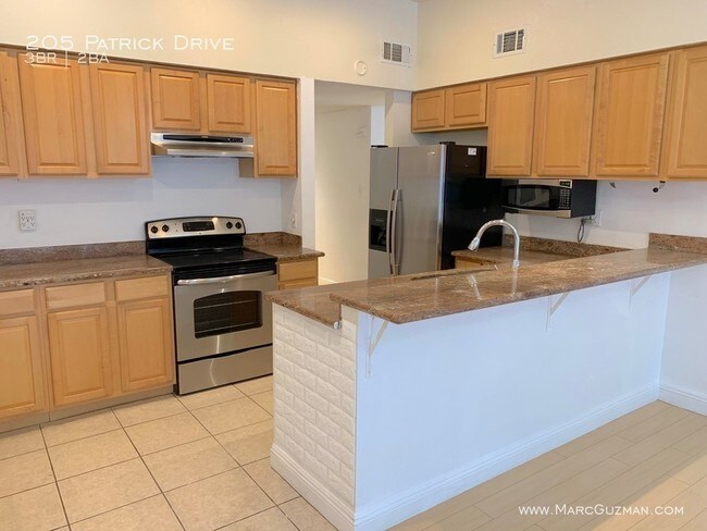 Building Photo - Three Bed Pacheco Home Updated Throughout