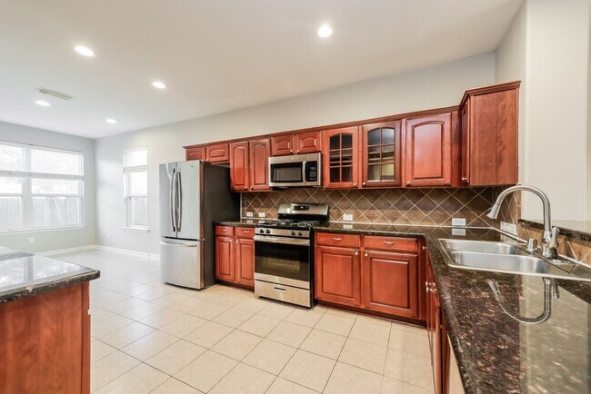 Foto del edificio - 17243 Lafayette Hollow Ln