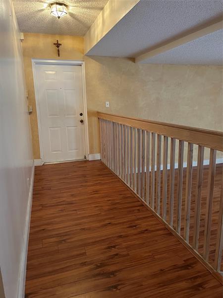 Foto principal - 4725 SW 62nd Ave