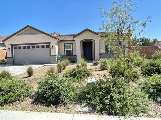 Primary Photo - 20637 Bison Mesa Rd