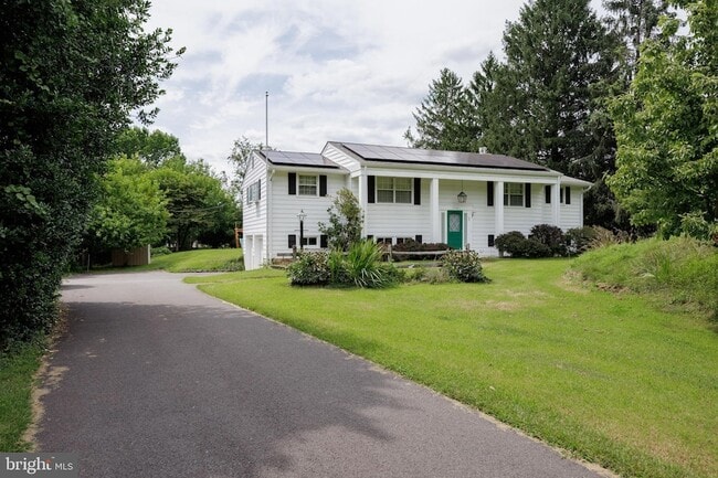 Building Photo - 3106 Hearthstone Rd