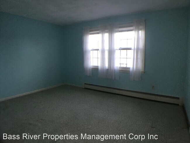 Building Photo - 1 br, 1 bath House - 159 Center Street