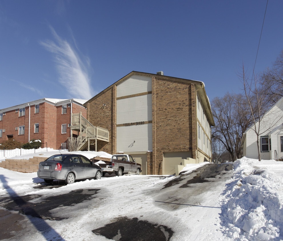 Building Photo - Villa D'Oro Apartments