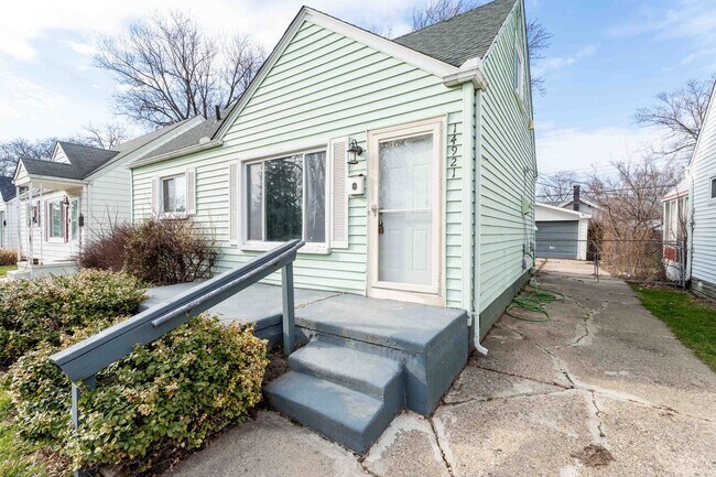 Foto del edificio - 14921 Myola Ave