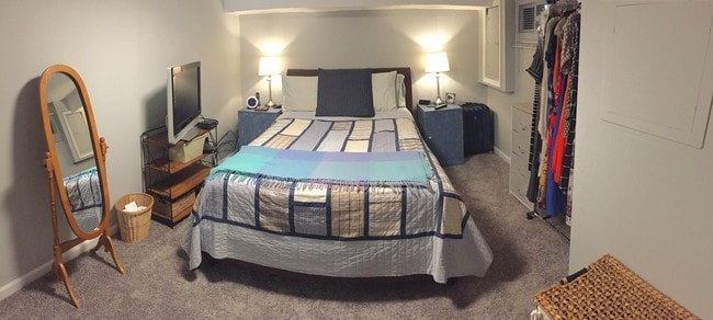 Bedroom - 602 Columbia Rd NW