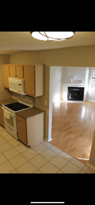 Foto principal - 915 W Tony St