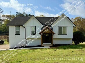 Building Photo - 16 Londonderry Way