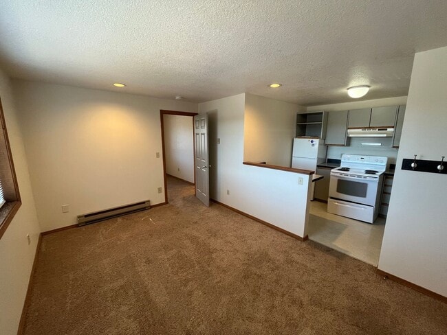 Building Photo - River Run Condos - 1 Bed/1 Bath Near Mille...