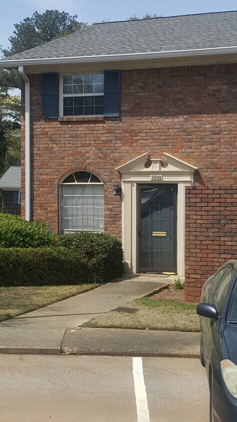 Foto principal - 3549 Old Chamblee Tucker Rd