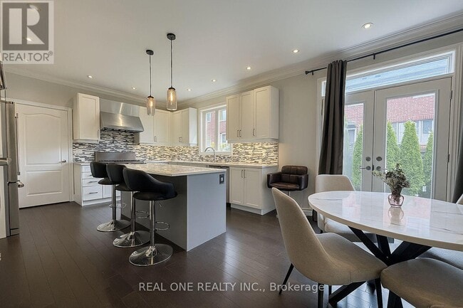 Photo du bâtiment - 998 Wilbur Pipher Cir