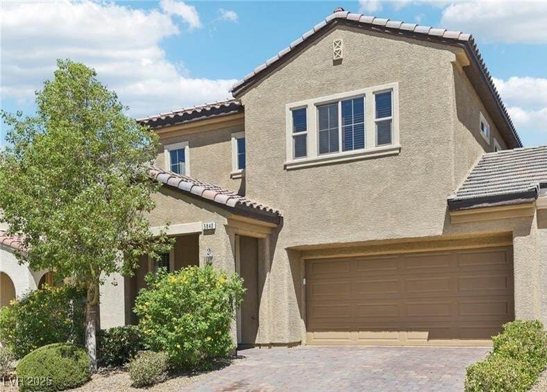 Building Photo - 5840 Amber Mesa St