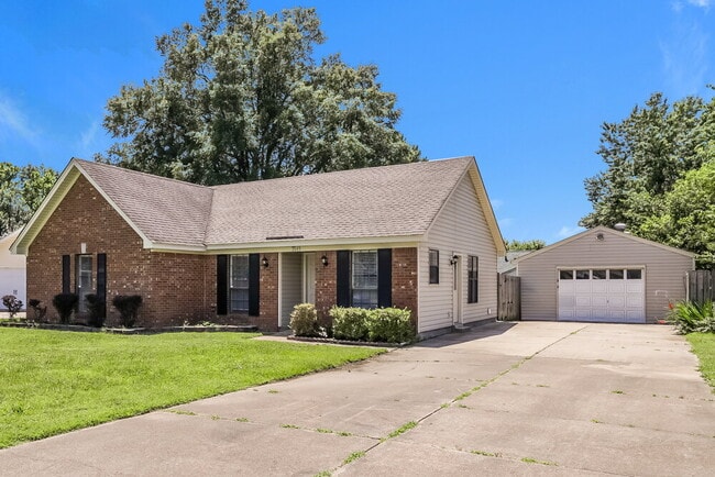 Building Photo - 7549 Clarkfield Pl