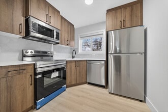 Building Photo - 8821-88122 122 Ave NW