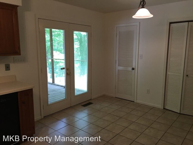 Foto del edificio - 3 br, 2 bath House - 5606 Mount Laurel Rd.