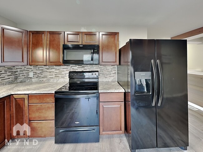 Foto del edificio - 149 Troy Rd