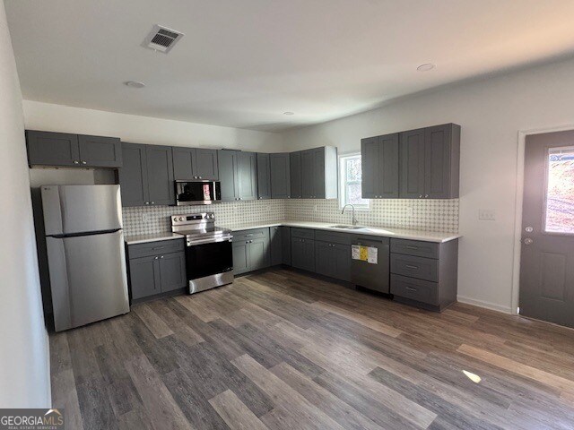 Foto del edificio - 20 Sanford Ave