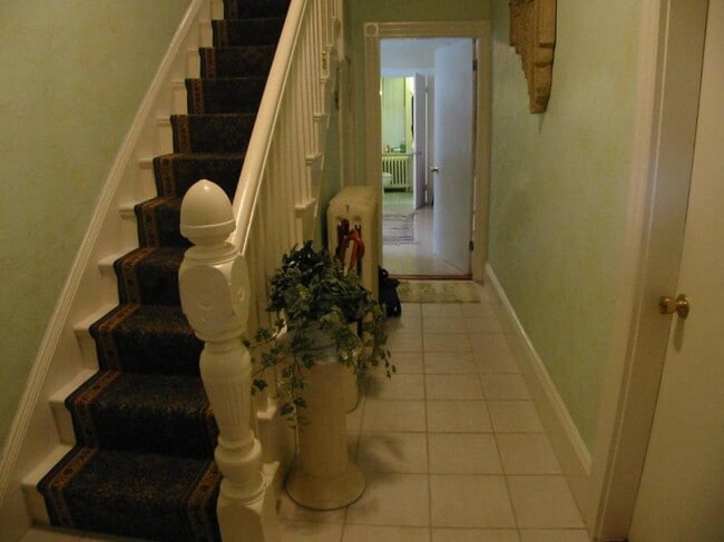 Building Photo - 1.0 bedroom in Somerville Massachusetts 02143